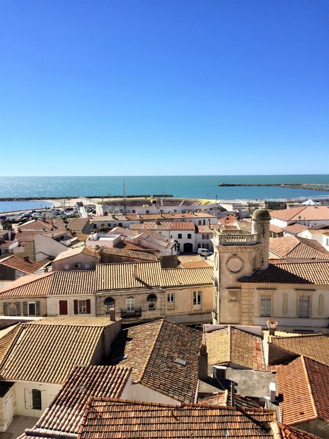 Hôtel Lou Marquès Saintes-Maries-de-La-Mer Exterior foto